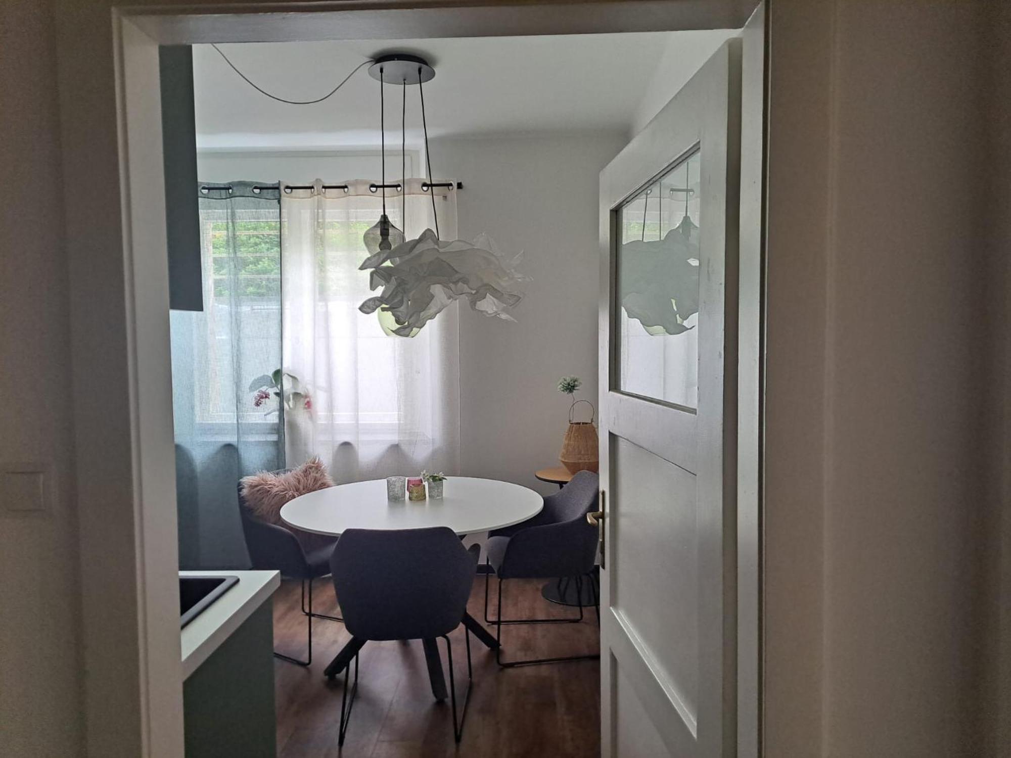 Apartment Wildflower In Privatvilla Im Herzen Merans Экстерьер фото