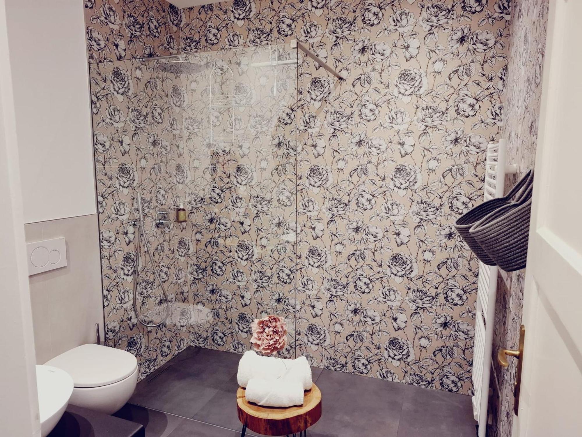Apartment Wildflower In Privatvilla Im Herzen Merans Экстерьер фото